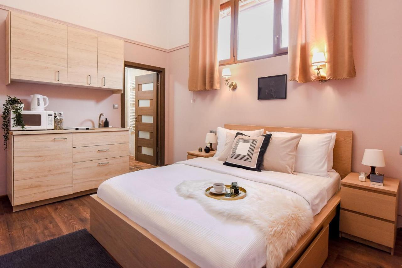 Le Petit & Cosy - Best Location Old Town & Quiet Бухарест Екстер'єр фото